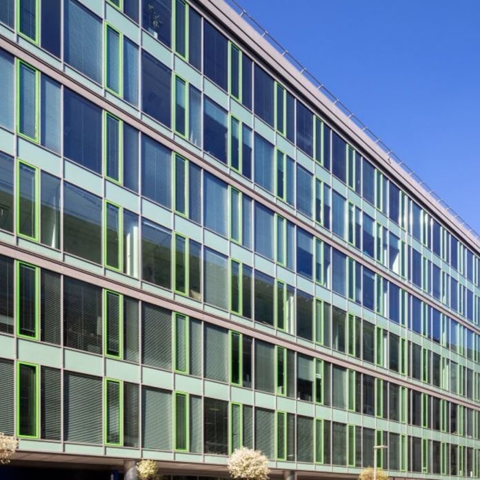 Francuska Office Centre - Specyfikacja techniczna