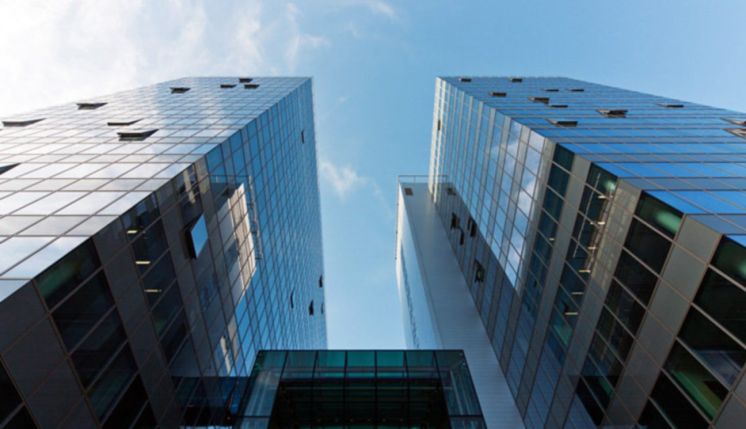 Indeksacja czynszów i&nbsp;przyszłe inwestycje stworzą warunki do&nbsp;dalszego wzrostu FFO i&nbsp;wartości, jednocześnie zabezpieczone niskie koszty odsetkowe i&nbsp;bezpieczny profil zapadalności długu zapewnią ochronę przed niekorzystnymi zmianami