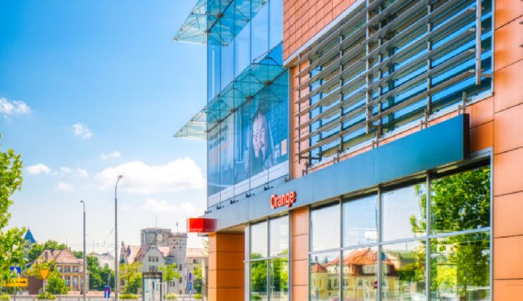 Zmodernizowany biurowiec Globis Poznań z&nbsp;nowym najemcą